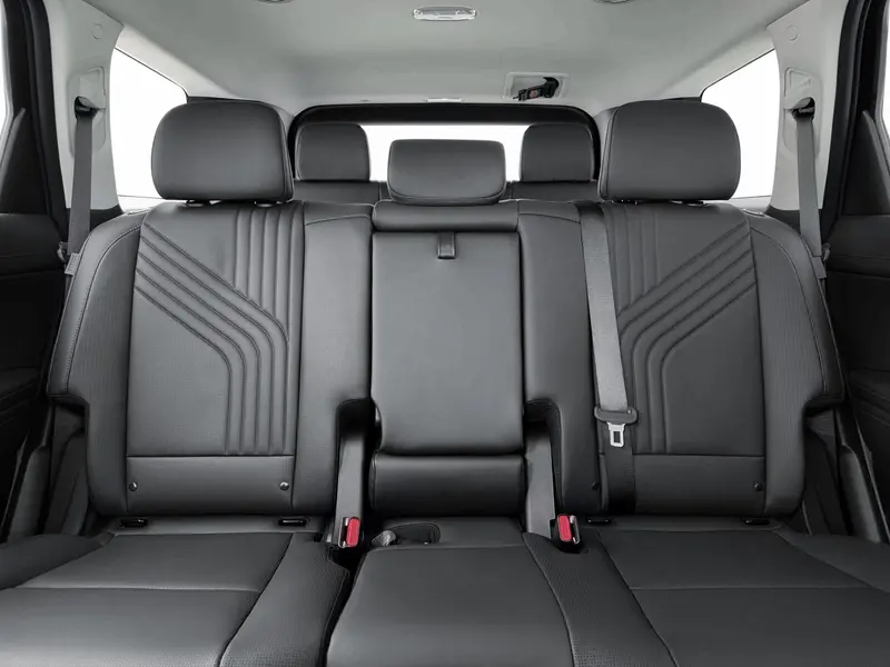 2026 Hyundai Palisade Hybrid Blue SEL 7P FWD, dealer photo of this configuration
