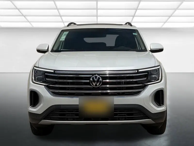 2026 Volkswagen Atlas 2.0T SE w/Technology FWD, dealer photo of this configuration