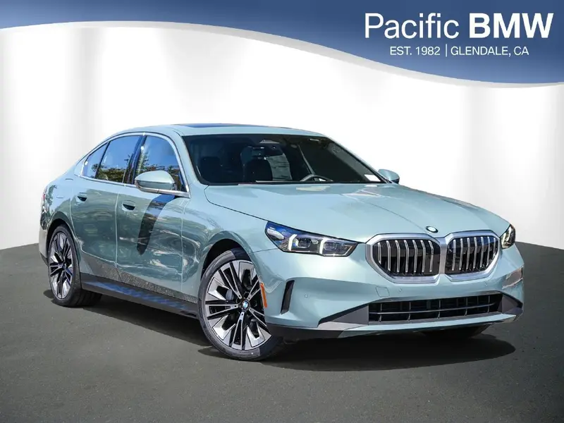 2027 BMW 5 Series 530i Sedan, manufacturer photo