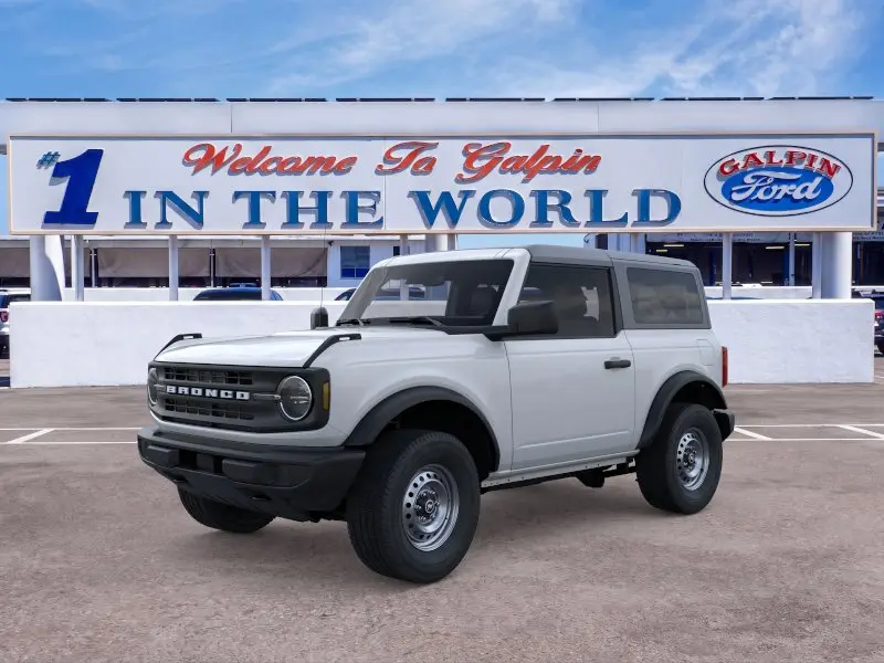 Ford Bronco Base 2 Door 4WD 2026, фото производителя