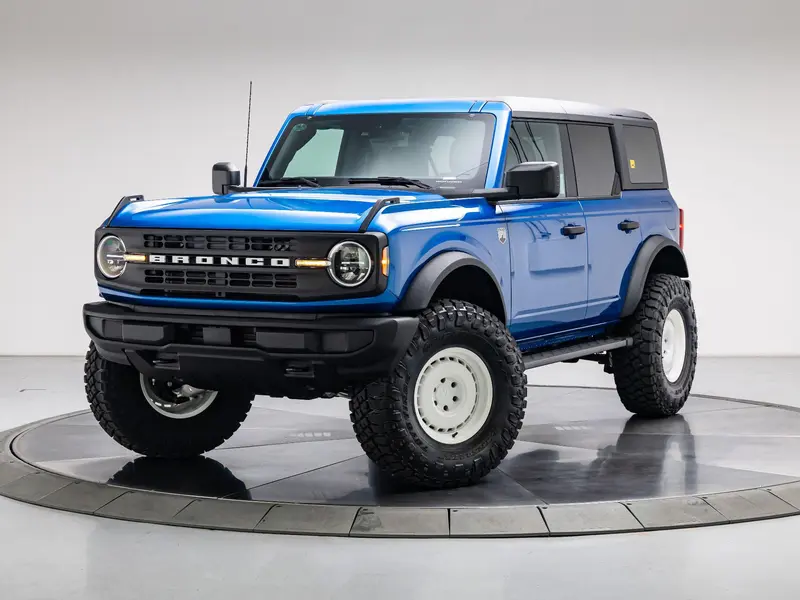 Ford Bronco Big Bend 4 Door 4WD 2026, цвет Velocity Blue Metallic