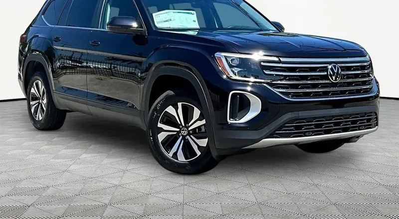 2026 Volkswagen Atlas 2.0T SE FWD Black