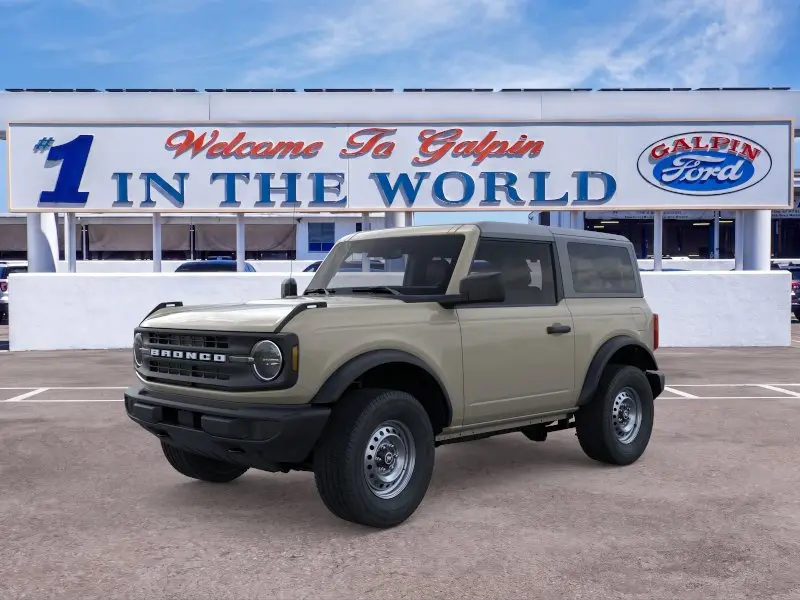 Ford Bronco Base 2 Door 4WD 2026, фото производителя